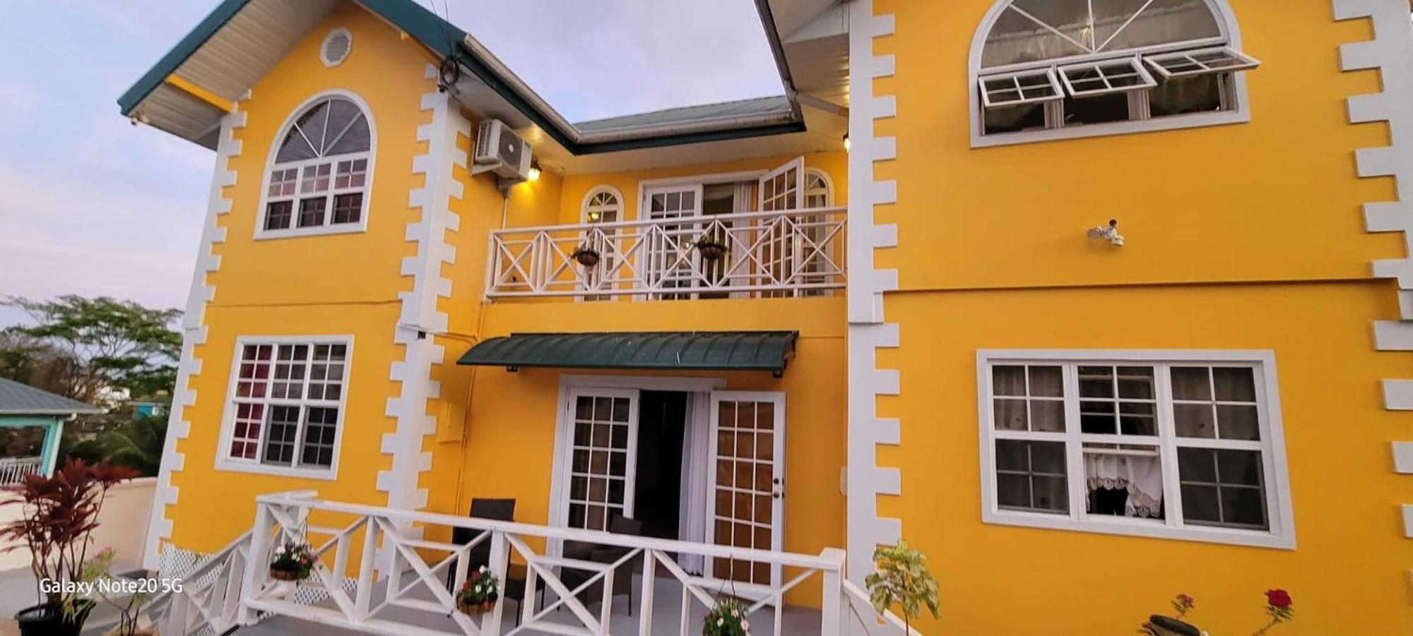 Faith'S Villa Tobago Diamond Exterior photo